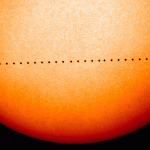 Foto del Sole con filtro H-alfa - TRANSITO DI VENERE SUL DISCO SOLARE NEL 2006