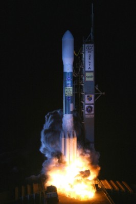 Il vettore Delta II al momento della partenza