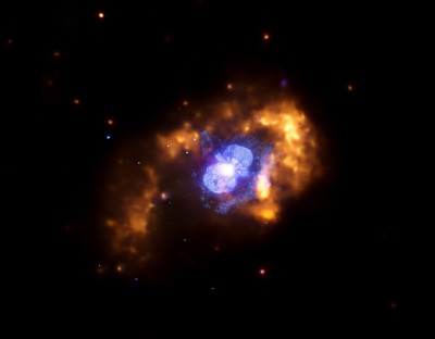 Eta Carinae in una composizione di mmagini tra Chandra (banda X) e Hubble (nellottico)