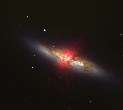 La galassia M82 a 12 milioni di a.l. dalla Terra