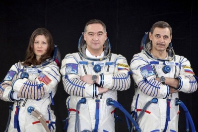 RUSSIA/ Il Team della Expedition 24 TMA 18 - Credits: REUTERS/Sergei Remezov (RUSSIA - Tags: SCI TECH SOCIETY)