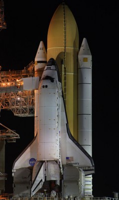 STS 133 navetta Discovery in rampa - Credits: Ben Cooper Spaceflight Now