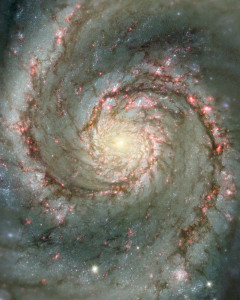 M 51 particolare centrale della galassia - crediti: NASA-ESA and The Hubble Heritage Team STScI-AURA)