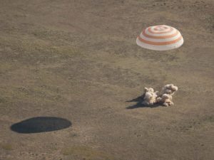 Soyuz il momento dell'atterraggio - Credits: NASA