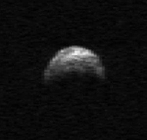 Asteroide 2005 YU55 - Credits: NASA-Cornell-Arecibo