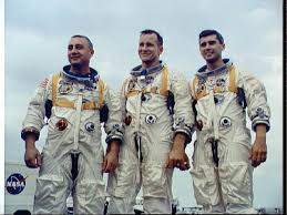 L'equipaggio dell'Apollo 1: da sinistra a destra: il comandante Grissom, il pilota White e co-pilotoa Chaffee