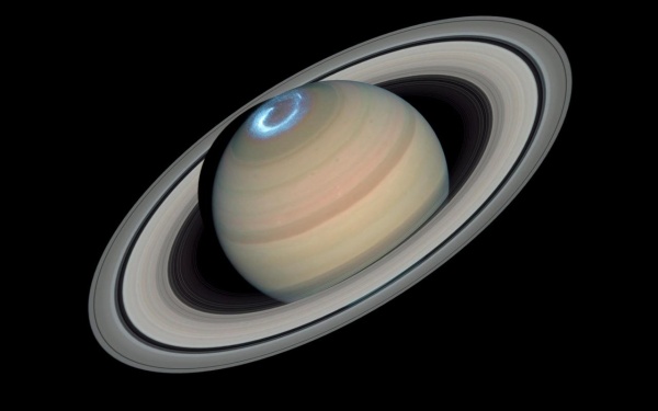 Saturno - Credits: NASA